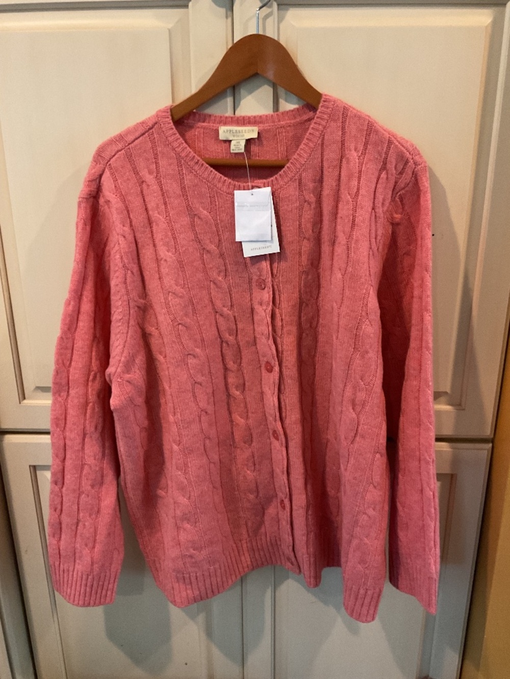 NWT. 100% wool cardigan. 3x